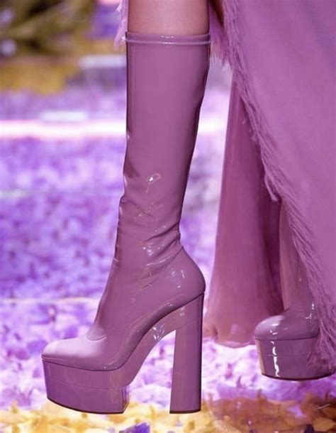 daphne scooby doo versace boots|daphne scooby doo dresses.